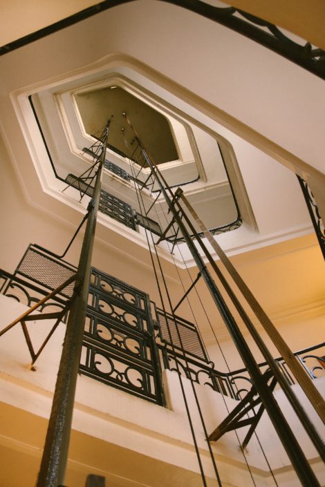 elevator-elevator-shaft-elevators-1065878